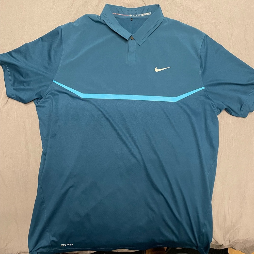 Nike tiger woods Dri-fit polo new! Ship day of or next day! Offer up